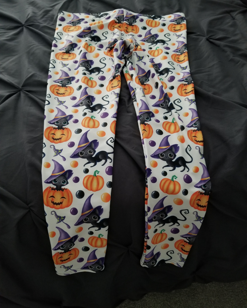comic Halloween leggings